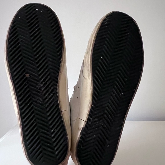 Golden Goose Sneakers - Picture 3 of 7